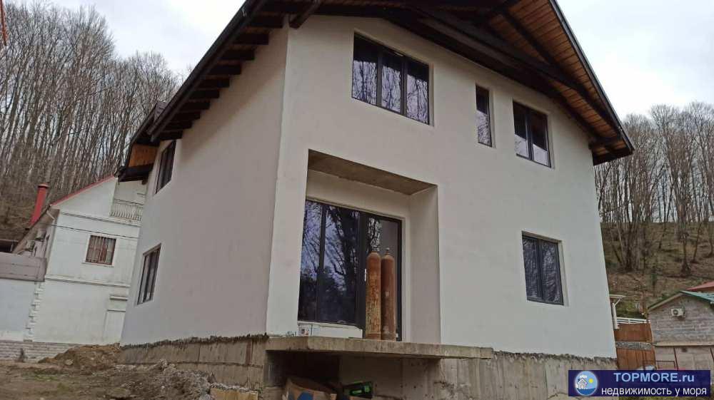 Загородная недвижимость жилой дом с земельным участком. Прекрасная альтернатива  большой квартире в городе Сочи....