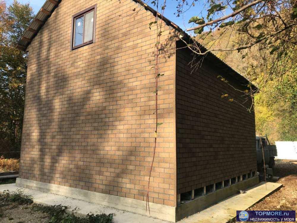 Продаю дачный домик в лесу окруженный нетронутой природой, рядом два горных озера, родник.  Есть соседи и жить можно... - 1