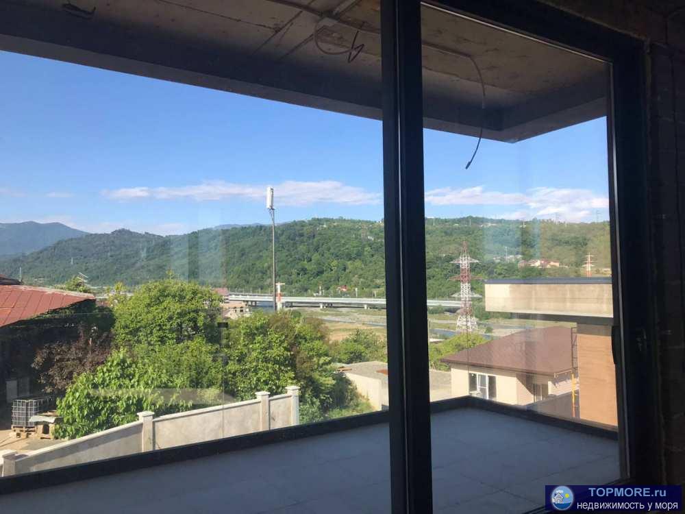 Лот № 158698. Продаю новый 2х этажный  коттедж 254,5 м2 с гаражом на два машиноместа,  в Сочи в районе Аэропорта.Дом...