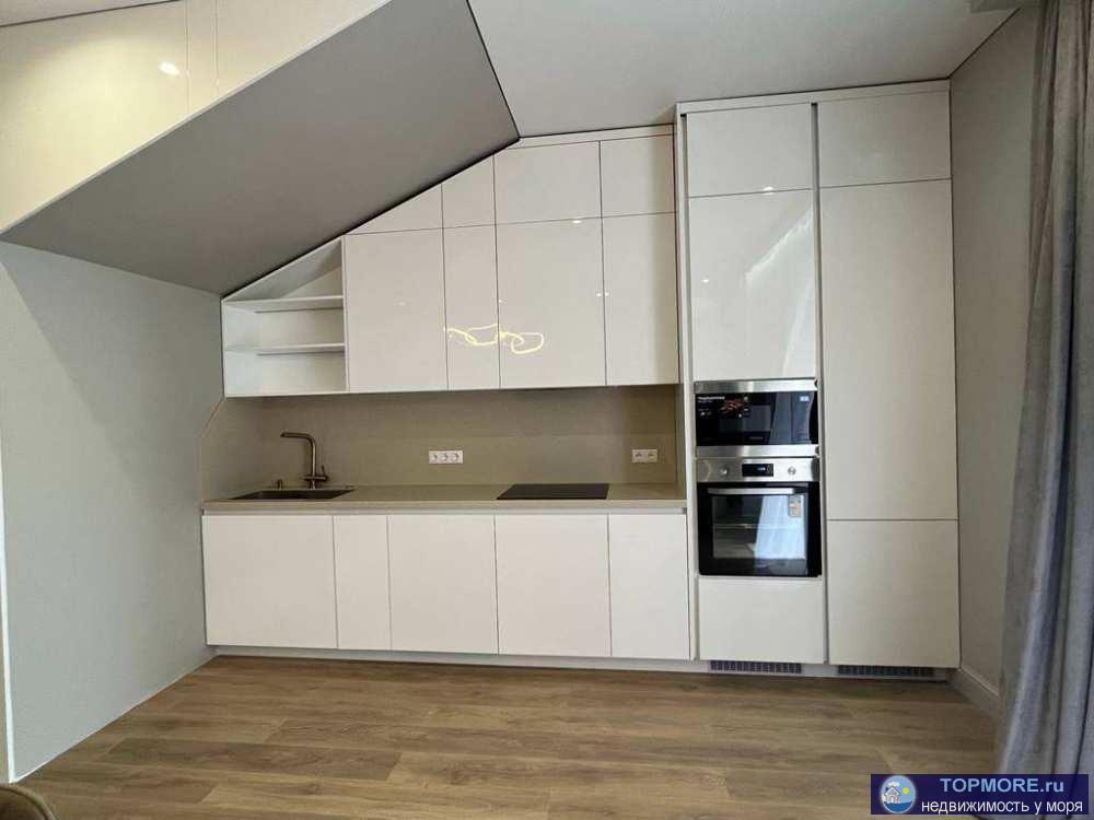 Продаю дом с прямым видом на море! Дом расположен в дали от городской суеты, в нескольких метрах остановка... - 1