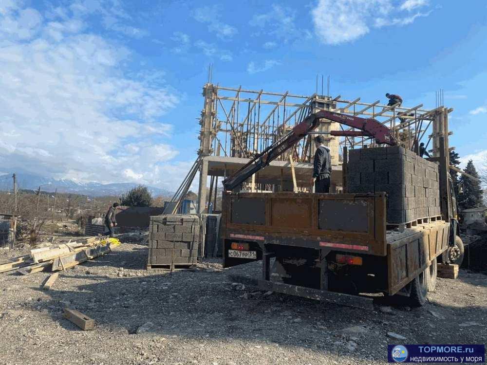 кп на Урожайной - состоит из 4 индивидуальных жилых домов.  Планировка предусматривает проживание на несколько семей.... - 2