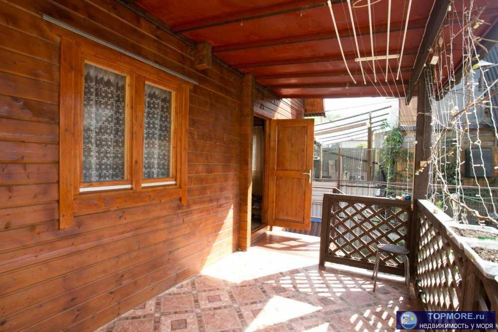 Продаётся дом из клееного бруса.  3 сотки участок  в снт Золотой гребешок. Подъезд с центральной асфальтированной... - 1