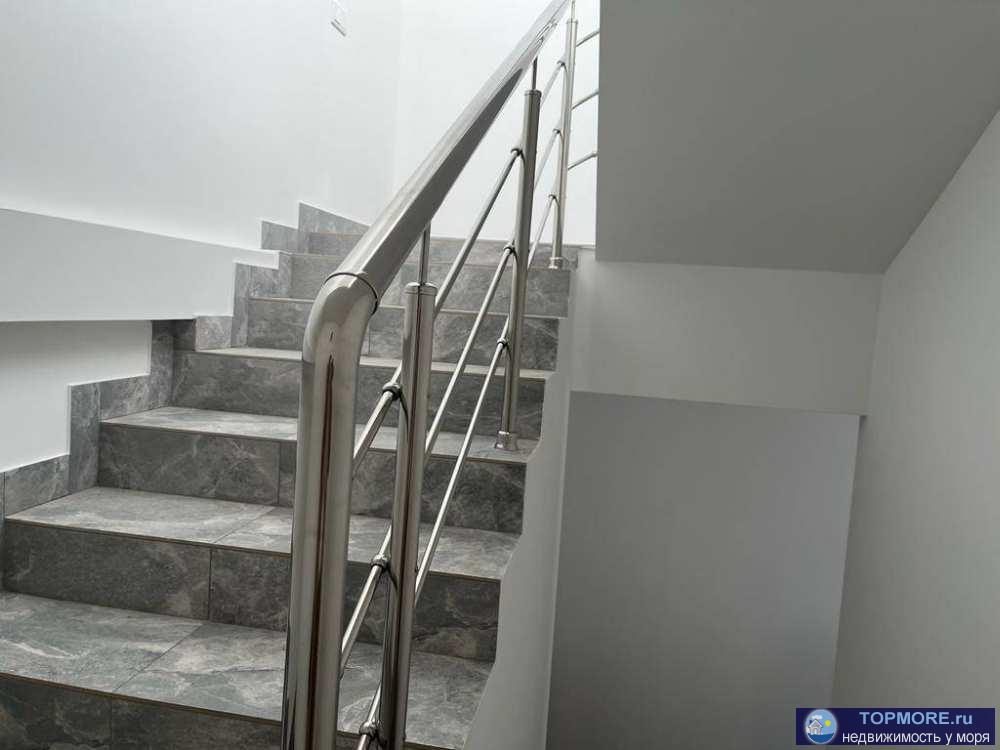 Лот № 157040. Продаю дом с видом на море! Комплекс бизнес-класса, удачное расположение открывает красивый вид прямой... - 2