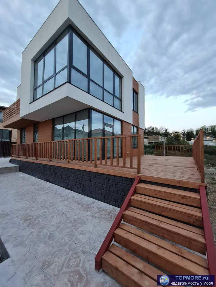 Лот № 156589. Продаю шикарный коттедж в стиле в Адлере, район Черешня.  Общая площадь - 204 кв.м в 2 этажа + участок...