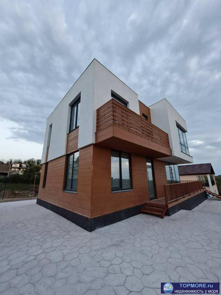 Лот № 156589. Продаю шикарный коттедж в стиле в Адлере, район Черешня.  Общая площадь - 204 кв.м в 2 этажа + участок... - 1