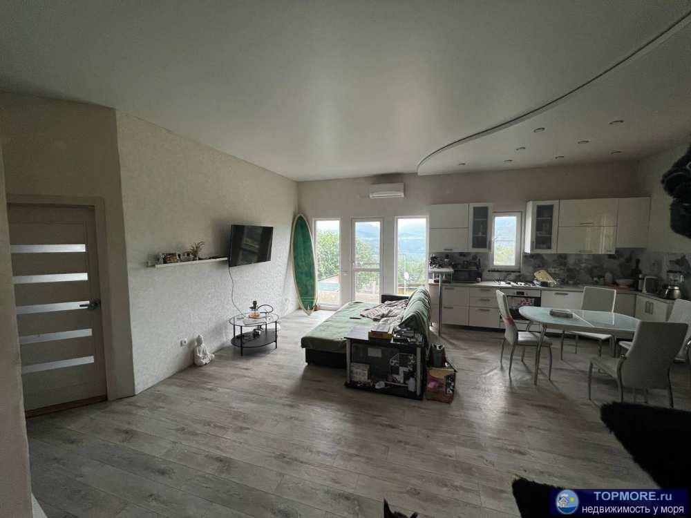 Лот № 156395. Продам дом с ремонтом и видом на горы. Дом 160 м2 на участке 6,2 сотки. Заходи и живи !Расположен в... - 2