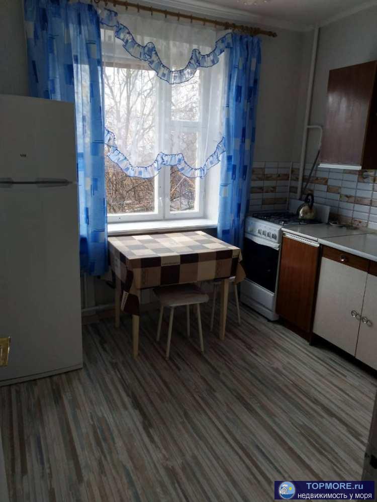 Лот № 21090. Продается 1 -ая квартира 37,5м2 на 2 этаже.Мебель бытовая техника остается в квартире.Санузел... - 1