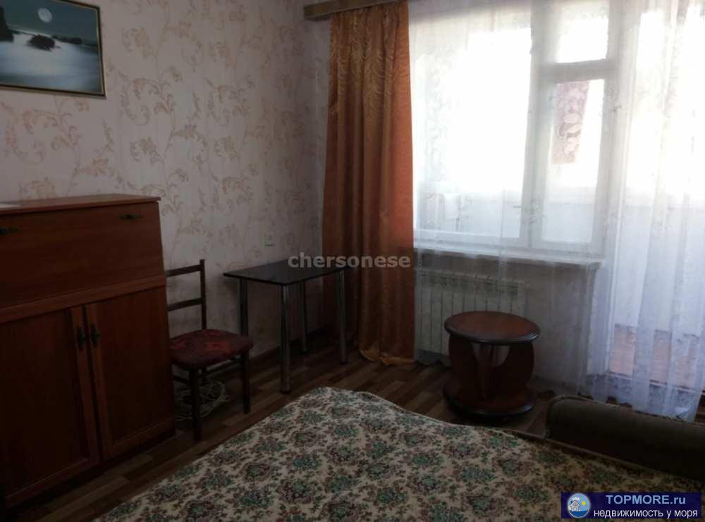 Предлагается к продаже хорошая однокомнатная квартира в самом лучшем Гагаринском районе.  Планировка: комната, кухня,... - 1