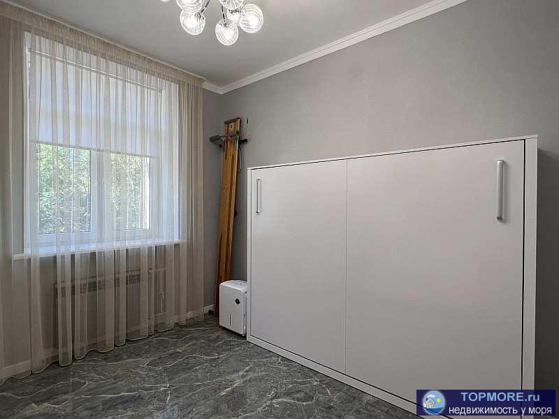 Продается 2-х комнатная квартира 43,1 м2 на ул. Коммунистическая с новой дизайнерской отделкой, в административном... - 1