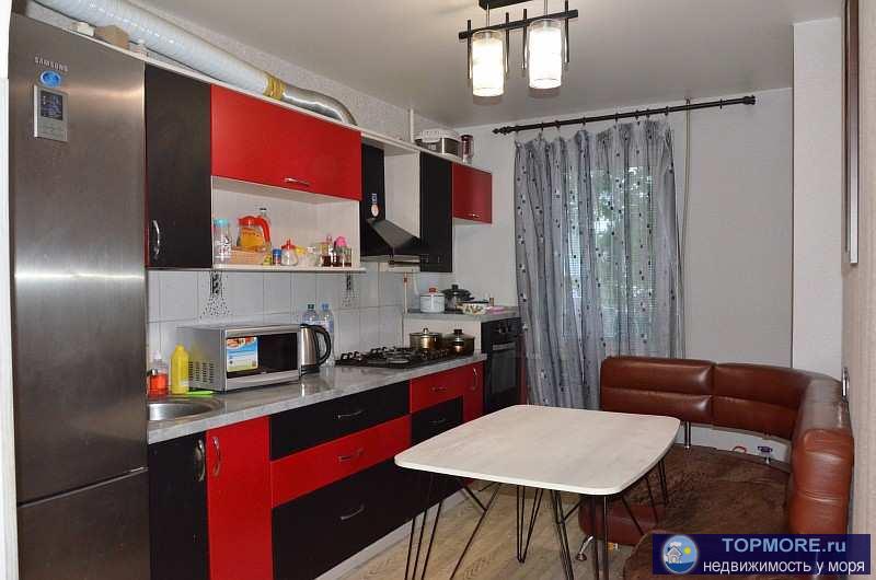 Продается 2-х комнатная квартира 59 м2 (с учетом лоджии) расположена в тихом спальном районе на ул. А. Маринеско, дом...