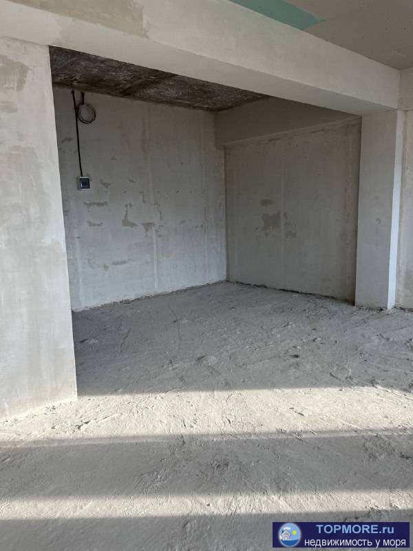 Лот № 164730. Продается просторная квартира в центре Сочи у моря. Общая площадь - 132,4 м2, черновая отделка.   ак... - 2