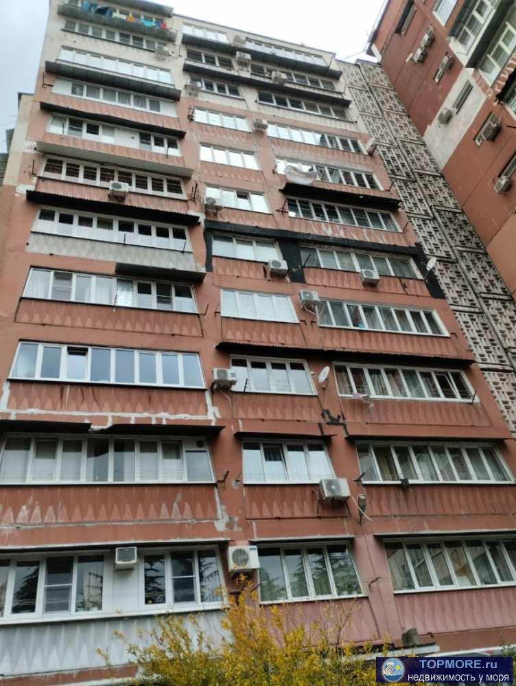 Лот № 164644. Продается 2-комнатная квартира в центре Лазаревского. 12 этаж. Общая площадь - 47,8 м2, косметический...