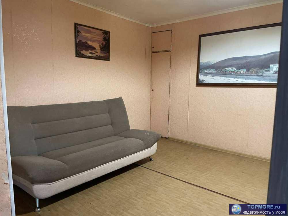 Лот № 164222. Продам светлую теплую квартиру в центре Адлера. Рядом остановка рудн и санаторий Южное взморье.  До...