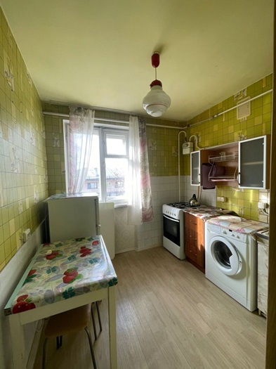 Сдается на длительный период чистая и уютная 1 комнатная квартира в Нахимовском районе г. Севастополя. В квартире...