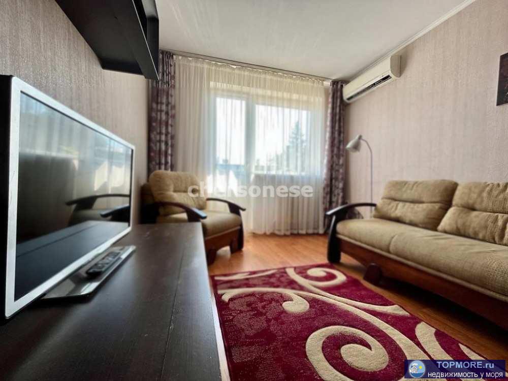 Сдается уютная однокомнатная квартира 38 кв.м. на улице Хрусталева в Ленинском районе.  Квартира теплая, светлая,...
