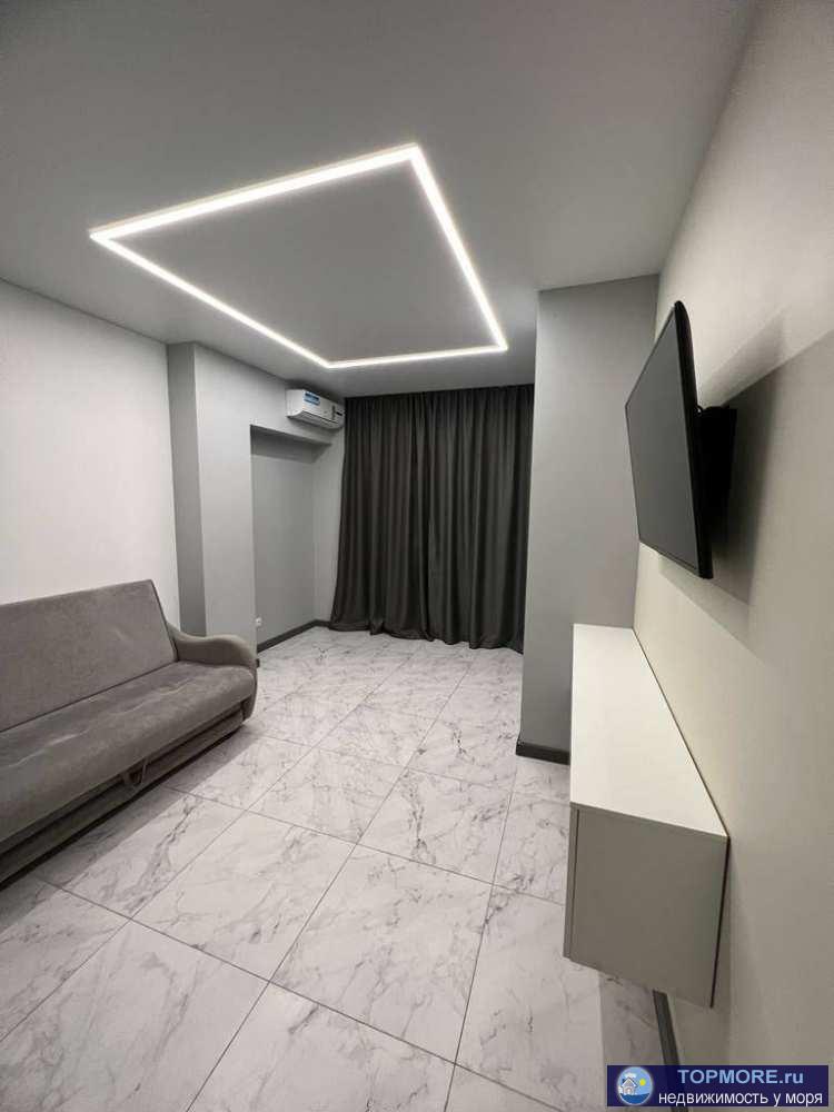 Лот № 165902. Продам квартиру с дизайнерским ремонтом в Сочи, центр, ул. Лысая гора.  В квартире площадью 33,5 м2... - 1