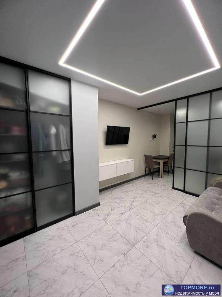 Лот № 165902. Продам квартиру с дизайнерским ремонтом в Сочи, центр, ул. Лысая гора.  В квартире площадью 33,5 м2... - 2