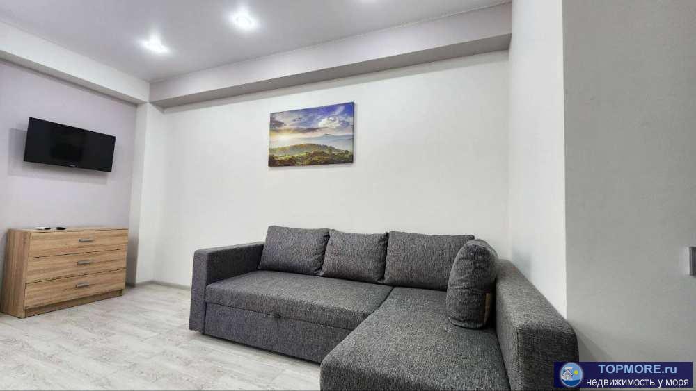 Лот № 166223. Просторная квартира! Дом находится на закрытой от посторонних территории, установлена детская площадка... - 2