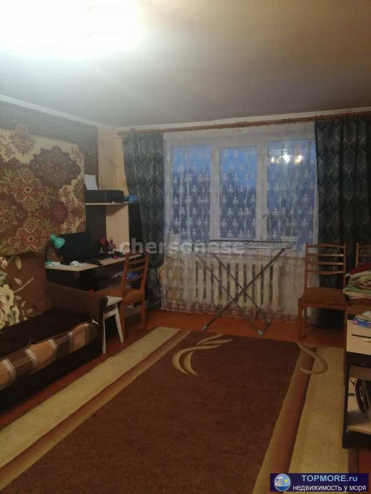 Продается трехкомнатная квартира с.Табачное, Бахчисарайский рн.3.5 км от Черного моря.  Состояние в квартире жилое.... - 2
