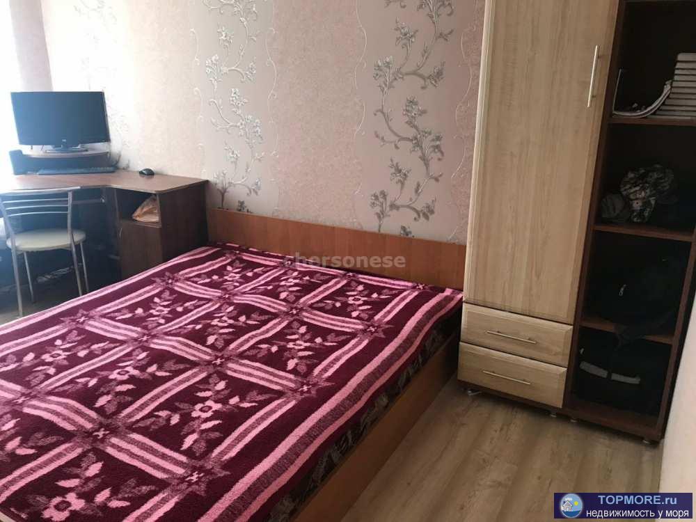 Продается шикарный дом в Крыму по очень привлекательной цене.   Площадь - 128 кв.м. на участке 6 соток .  В доме три... - 2