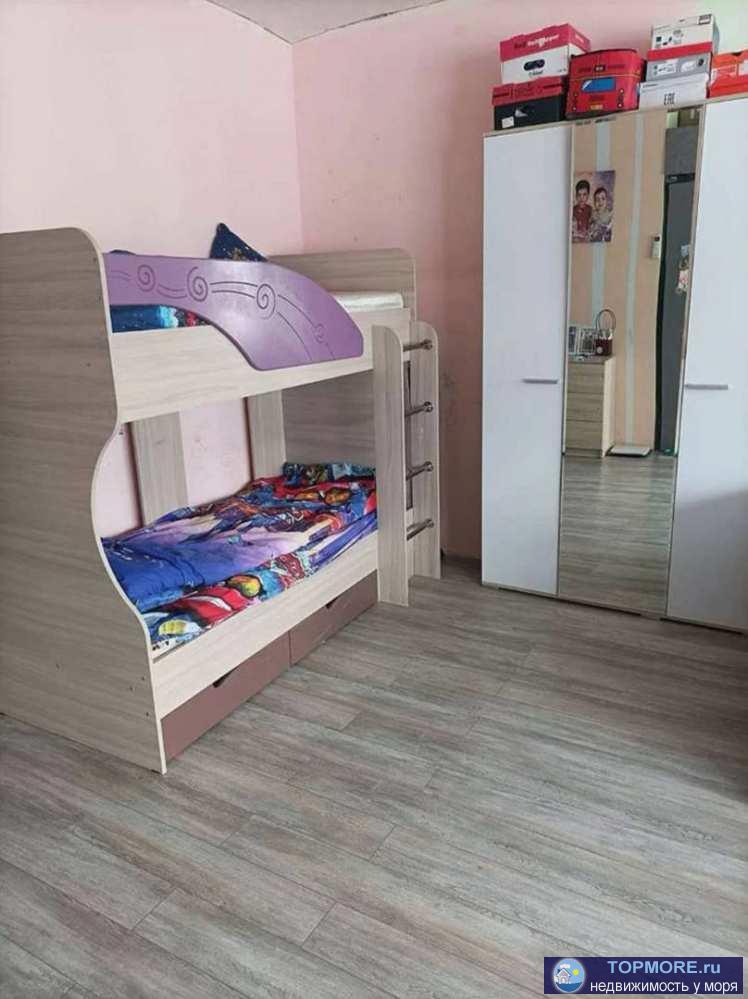 Лот № 168324. Продается 2-уровневая квартира, с видом на море в сторону Сочи! 13 этаж + жилая мансарда, общая площадь... - 2