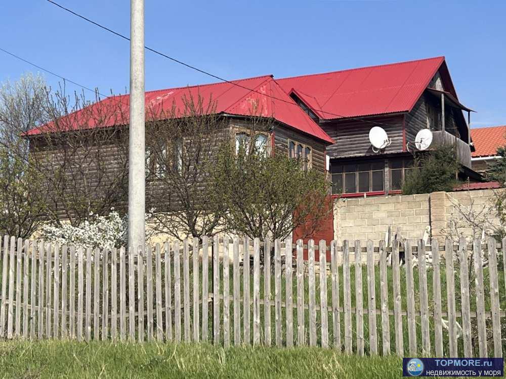 Продается 2-х этажный жилой дом 164 м2 из оцилинрованного бревна в с. Полины Осипенко (Орловка).  Жилой дом 164 м2...