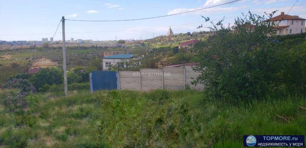 Предлагается продажа земельного участка на Северной стороне Севастополя, СТ Парус-2  Участок огорожен забором с... - 1