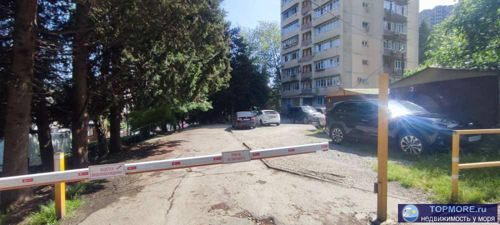 Лот № 169855. Продаю квартиру с ремонтов в доме с закрытой территорией и своей парковкой в 700 м от моря.Рядом с... - 1