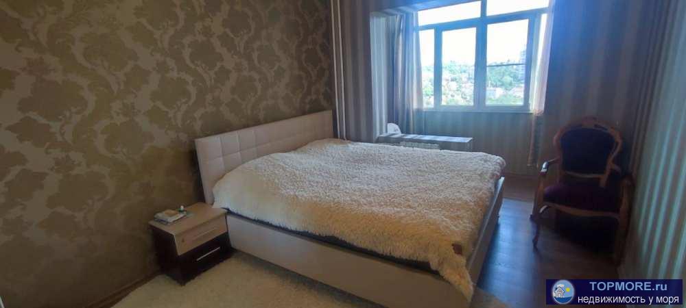 Лот № 169855. Продаю квартиру с ремонтов в доме с закрытой территорией и своей парковкой в 700 м от моря.Рядом с... - 2