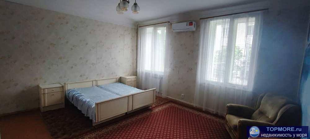 Продажа / Квартиры, Севастополь, Большая Морская улица, 35 000 р. Сдается просторная, теплая квартира. Центр Севастополя. Для семьи. В ней тепло зимой и прохладно летом. Второй...