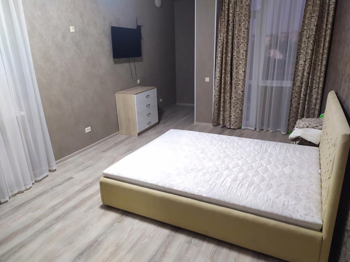 Сдается крупногабаритная 1 комнатная квартира в центральном районе г. Севастополя. Новый дом. Качественный ремонт. В...
