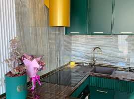 Лот № 169280. Роскошная квартира с дизайнерским ремонтом, с балкона...