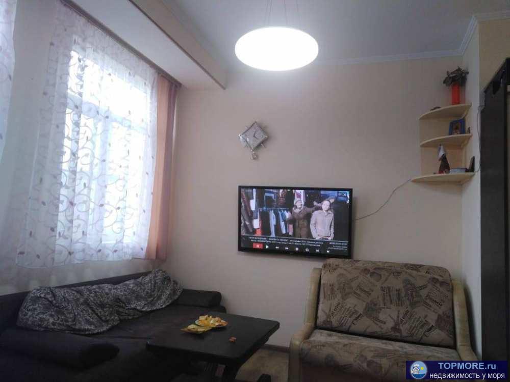 Лот № 170105. Продается квартира с мебелью и техникой. В центральном р-не города. Рядом школы, остановки... - 1