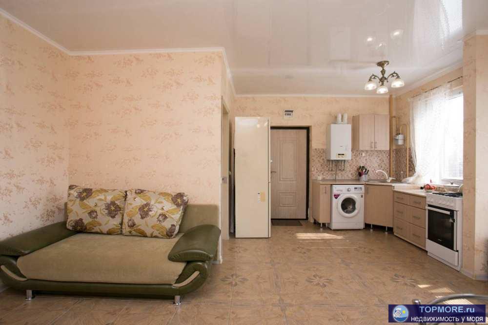 Лот № 170930. Продам однокомнатную квартиру в Адлере, общая площадь - 32 м2 , на 3 этаже с ремонтом, есть закрытый... - 2