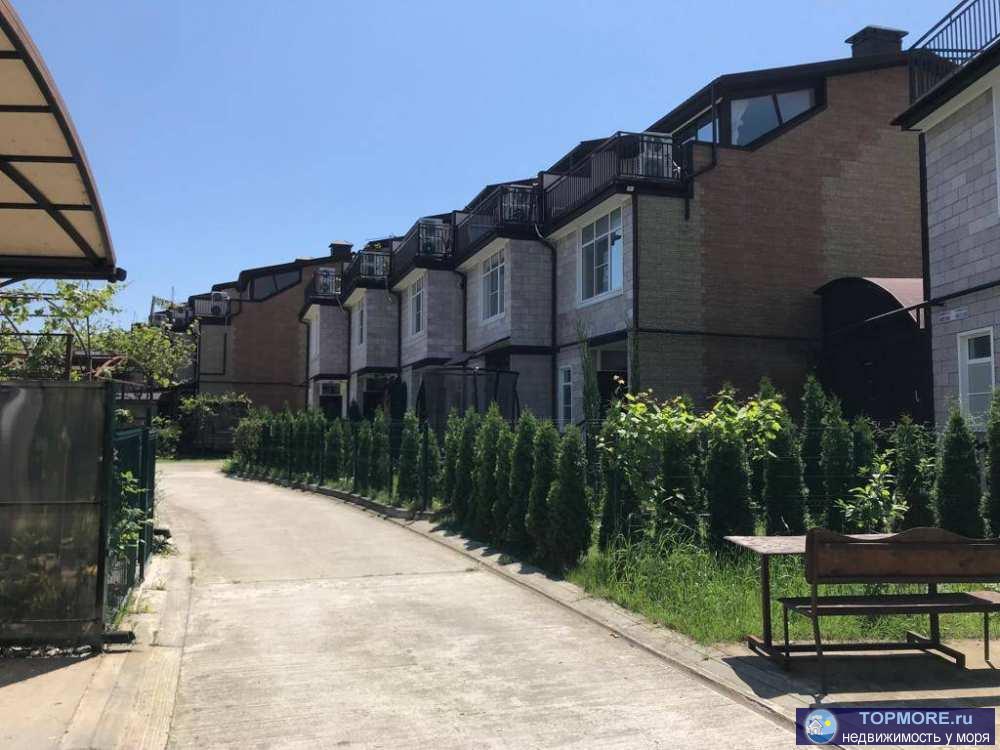 Продажа / Дома и коттеджи, Сочи, улица Романтиков, 12 750 000 р. Лот № 169589. эксклюзивное предложение! Таунхаус у моря. Дом сдан. Отделка черновая. Газ заведен в дом. Здесь дизайн...