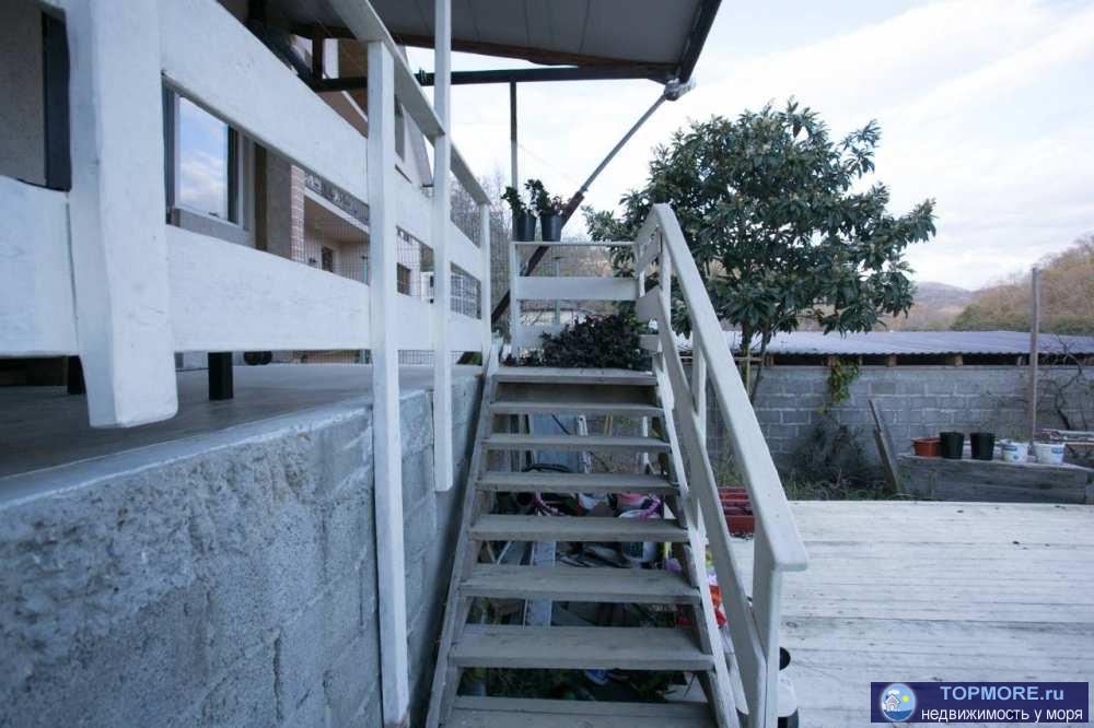 Лот № 165094. В продаже часть дома с большой террасой в Адлере район Орел-Изумруд.  Общая площадь - 50 м2. Шикарный... - 2