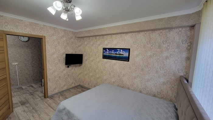 Сдается крупногабаритная 2- х комнатная квартира в Нахимовском районе г. Севастополя. Новый дом 2019 г. постройки.... - 1