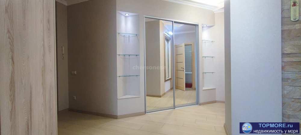 Видовая, очень уютная  3ка, 100 кв.м. проспект Античный.  Вся городская инфраструктура в шаговой доступности, школа,... - 1