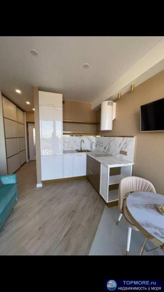 Лот № 171247. Отличный апартамент с новым дизайнерским ремонтом в районе Приморье,в элитном апарт-комплексе... - 1