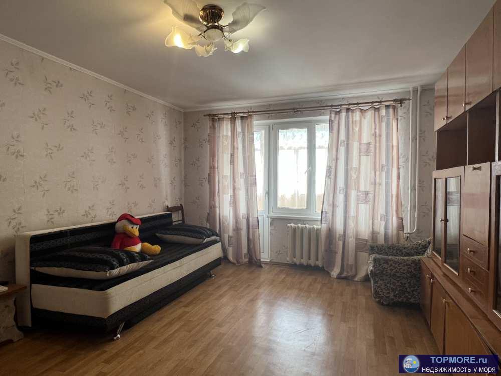 Продается компактная, теплая двухкомнатная квартира 52 м2, на 6/12 этаже дома, расположена в г. Севастополь, на... - 2
