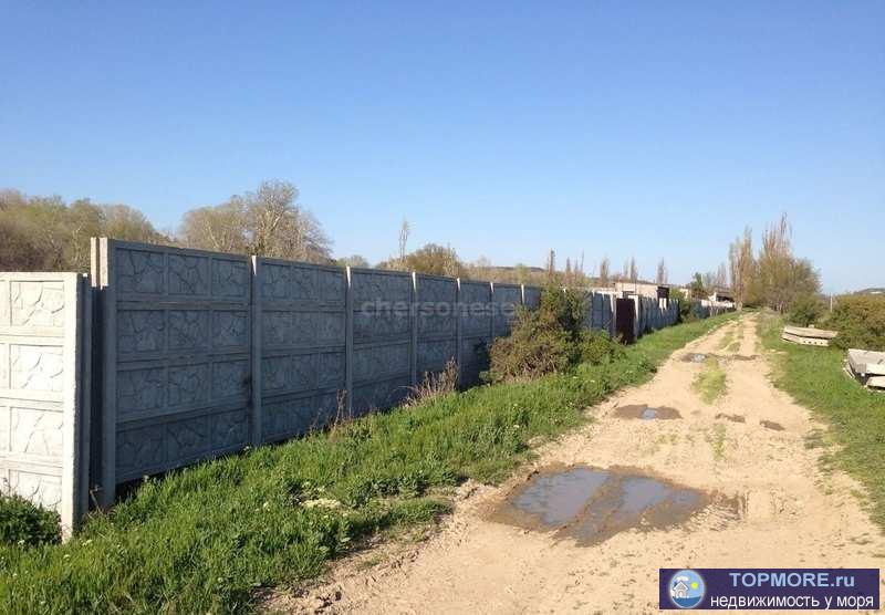 Продается земельный участок 1,2 га в городской зоне в 3 км от моря. Участок по периметру огорожен еврозабором. ЗАО... - 1
