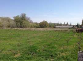 Продается земельный участок 1,2 га в городской зоне в 3 км от моря....