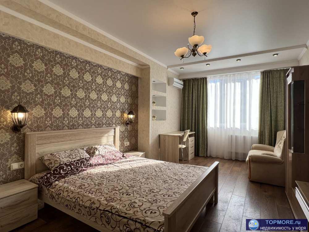Сдается длительно уютная и чистая 1-но комнатная квартира 42 м2 по адресу Маячная 33.  Дом расположен в современном...