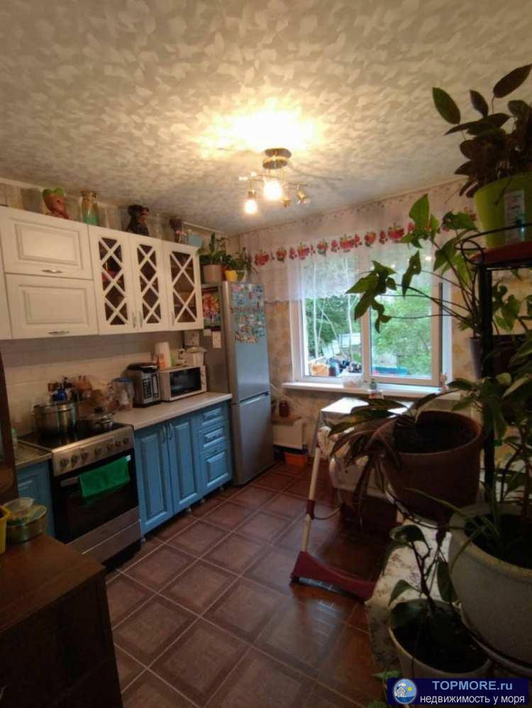 Лот № 171986. Продается 1 комнатная квартира. Частично остаётся мебель и техника.Рядом школа, детский садик....