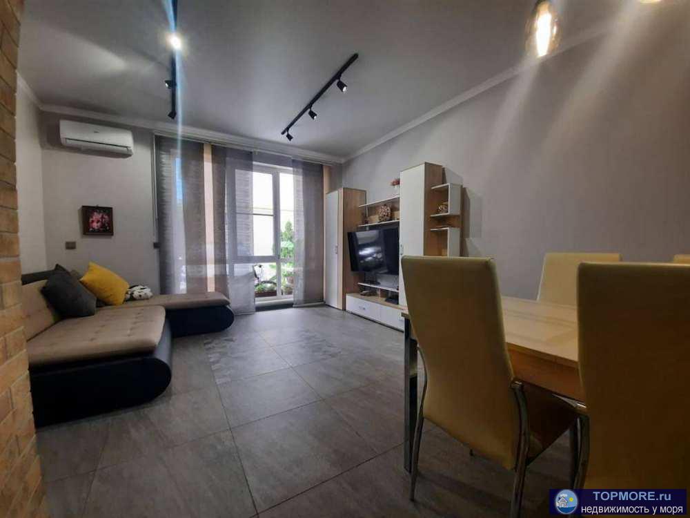 Лот № 169815. Продам таунхаус с ремонтом мебелью и техникой.   Закрытая охраняемая территория.   Три этажа,... - 2