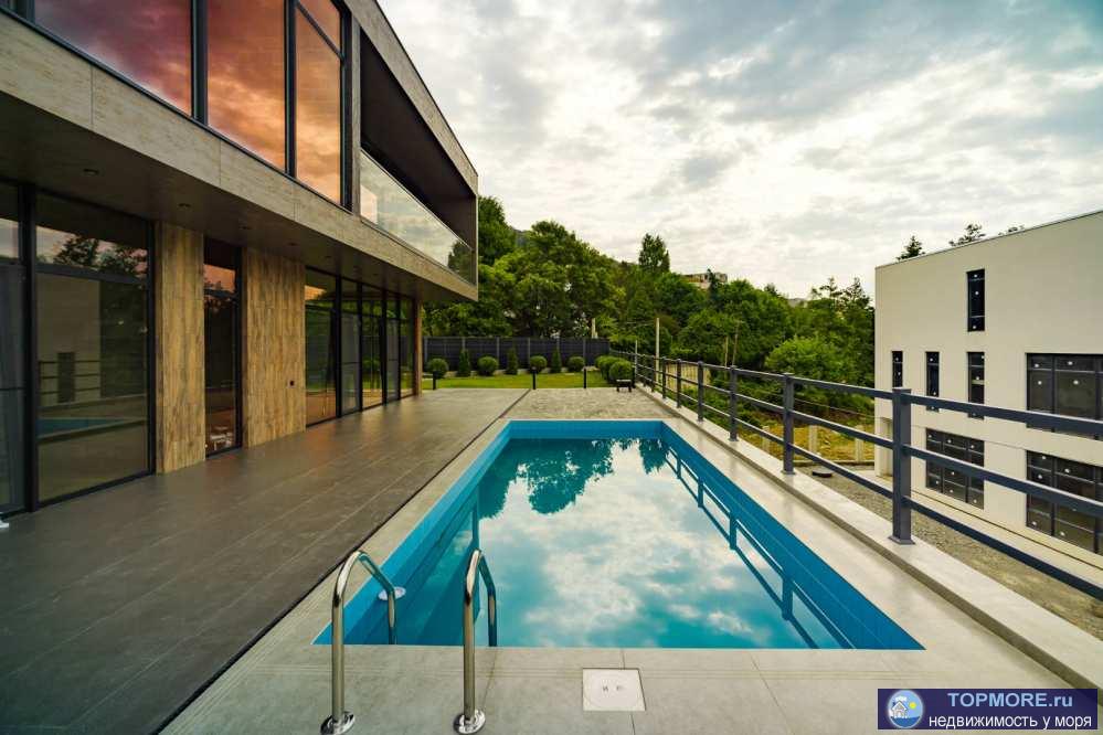 Лот № 165425. В продаже новый дом в стиле хай тек с потрясающими видами на море и зелень в Сочи, Хостинский район.... - 2