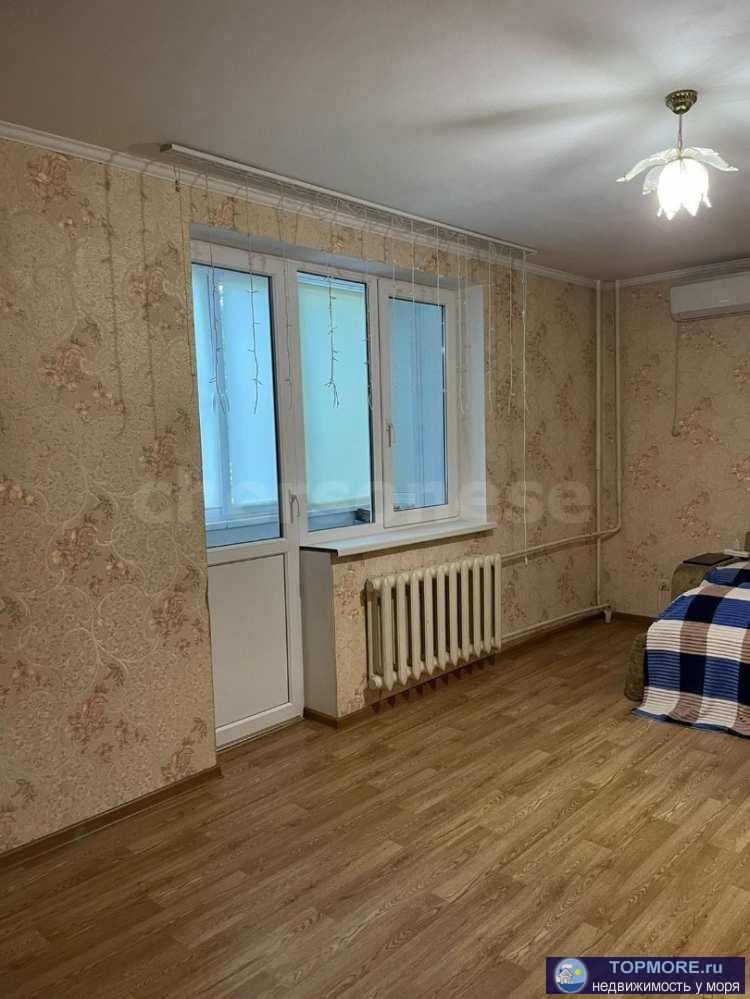 Предлагается к продажа однокомнатная квартиоа в Ленинском районе.  Квартира находится на первом высоком этаже... - 2