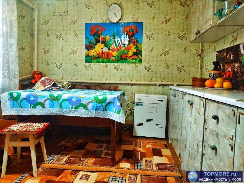  Продается дом в п. Советском Республики Крым  В тихом живописном месте с хорошими подъездными путями и развитой... - 1