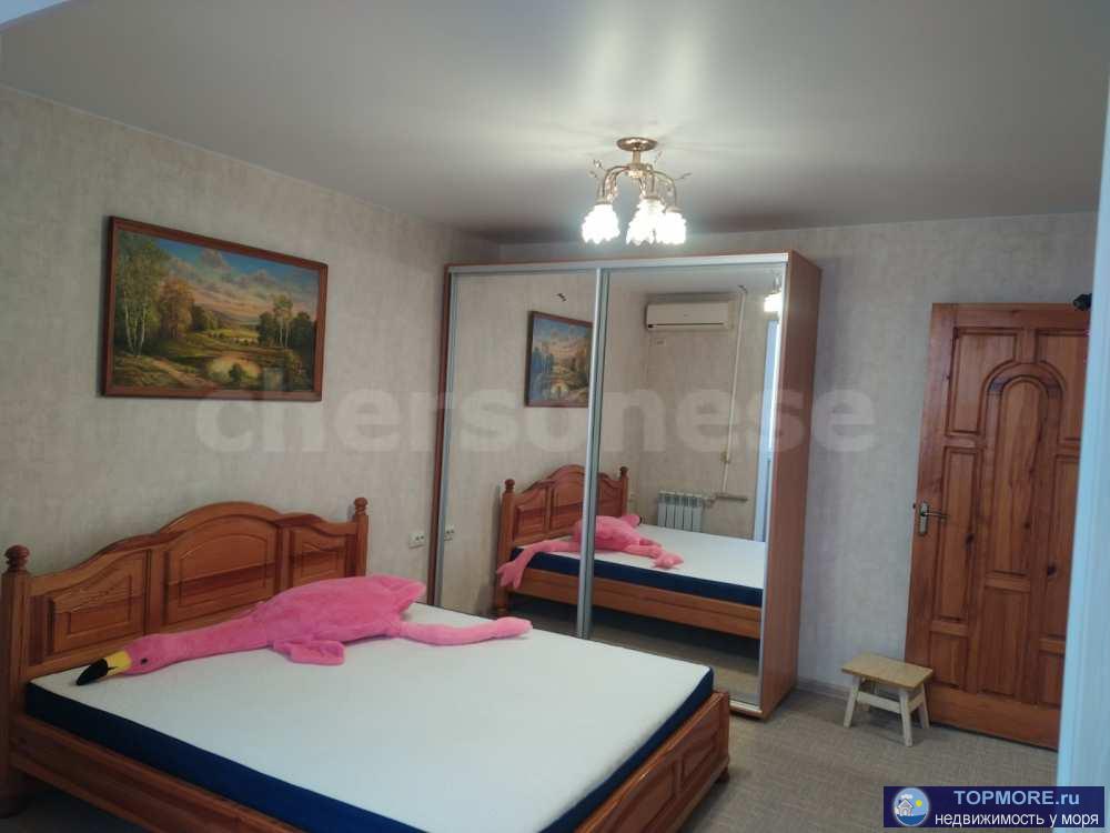 Продажа / Квартиры, Севастополь, Маршала Геловани улица, 7 999 999 р. Продается отличная, видовая квартира. Две раздельные комнаты. Общая площадь 56 кв м. Кухня 8м кв Огромная ванная... - 1