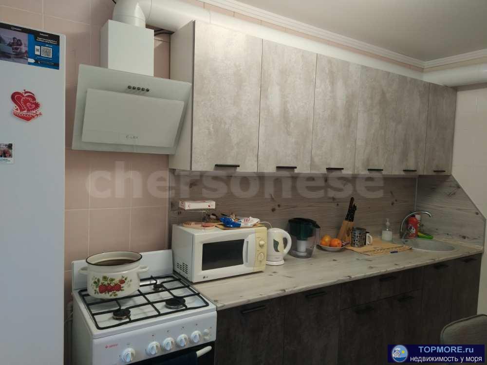 Продажа / Квартиры, Севастополь, Маршала Геловани улица, 7 999 999 р. Продается отличная, видовая квартира. Две раздельные комнаты. Общая площадь 56 кв м. Кухня 8м кв Огромная ванная... - 2